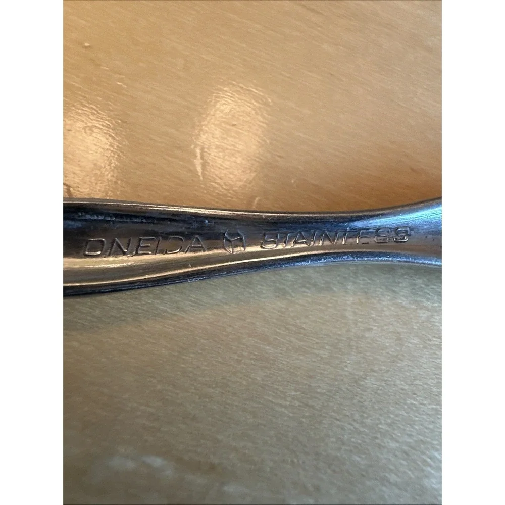 Oneida MICHELANGELO Stainless Teaspoon Heirloom CUBE Glossy Flatware Lot Of 2‎
